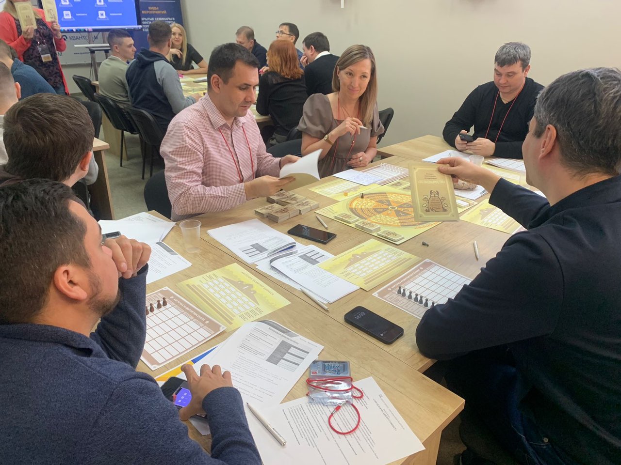 Мировое кафе: инструмент, который делает каждое совещание продуктивным